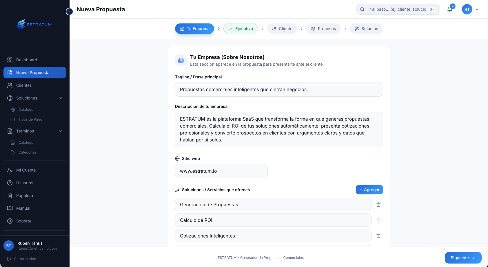 Wizard de creacion de nueva propuesta comercial en ESTRATUM con pasos guiados
